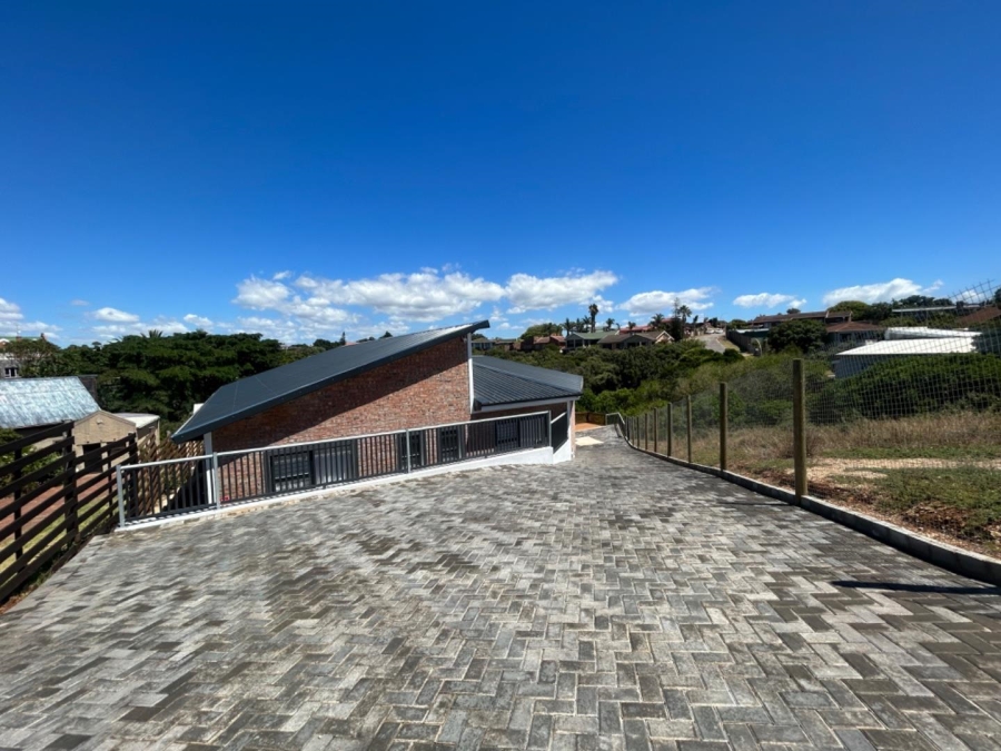 4 Bedroom Property for Sale in Noorsekloof Eastern Cape